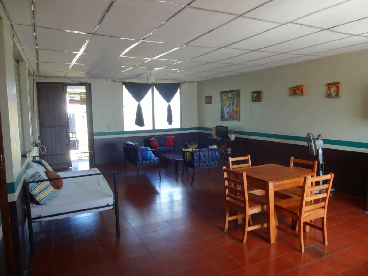 Harvest House Nicaragua Leon Exterior photo