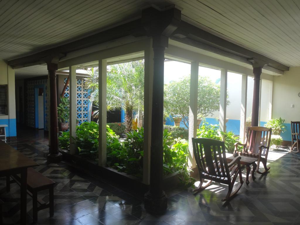 Harvest House Nicaragua Leon Exterior photo
